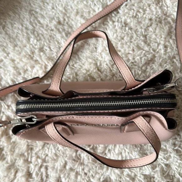 Marc Jacobs brand new shoulder bag - Picture 3 of 9